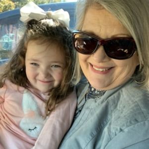 Meet your Posher, Vicki